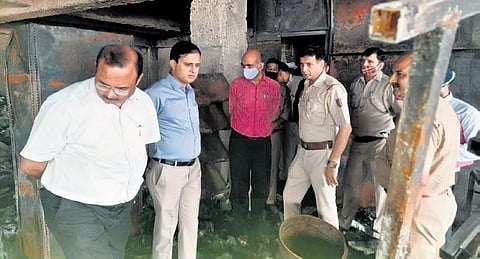 The NHRC team visit the Mundka site for further investigation | twitter