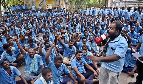 Temporary Metrowater workers protest in Chennai on Wednesday. (Photo | P Jawahar, EPS)