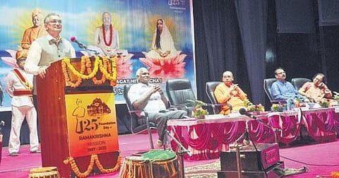 Justice DVSS Somayajulu addressing to 125th Anniversary of Ramakrishna Mission at Kalabarathi in Visakhapatnam on Sunday. ( Photo | EPS, I G Satyanarayana)