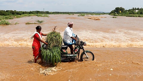 Water flowing down in the palar river here in virinjipuram palar river at Vellore. (File | EPS)