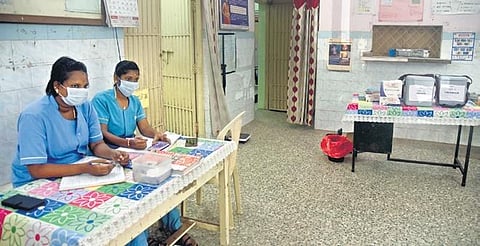 Health workers in a Public Health Centre at Mugalivakkam waiting to adminster the booster dose | Martin Louis