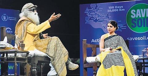 Sadhguru Jaggi Vasudev makes a point during an interactive session on ’Save Soil’ with actress Samantha in Hyderabad on Wednesday | Vinay Madapu