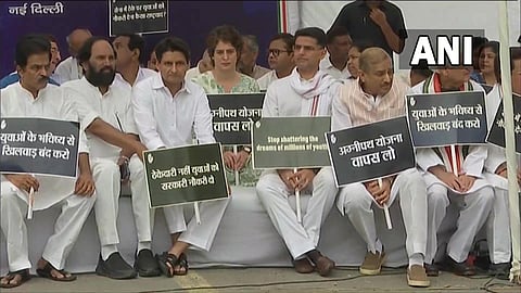 Congress leader Priyanka Gandhi Vadra and other party leaders protest against the 'Agnipath' recruitment scheme in New Delhi on Sunday. (Photo | ANI Twitter)