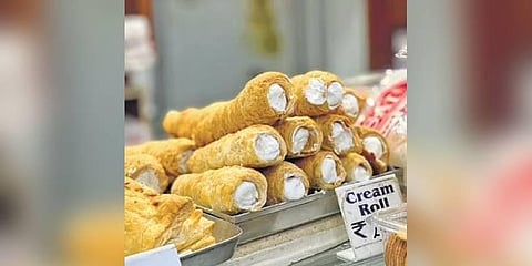 Cream rolls