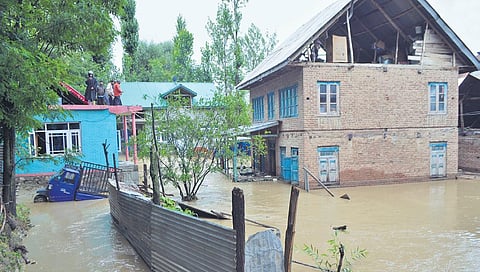 Flooded Bemina locality in Srinagar on Wednesday | Zahoor Punjabi