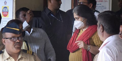 Activist Teesta Setalvad at Santacruz police station after being detained by Gujarat police, in Mumbai. (Photo | PTI)