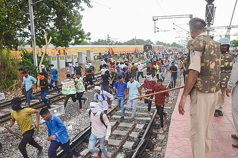 File image of protests in Bihar against Agnipath scheme. (Photo | PTI)