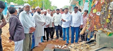 Muslim community heads perform special prayers as part of the reconstruction of Mehaboob Subhani Dargah in Proddatur town on Tuesday. (Photo | Express)
