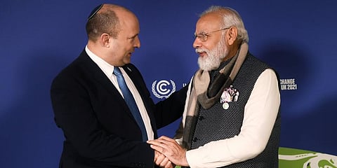 PM Narendra Modi (R) interacts with the outgoing Israeli Premier Naftali Bennett. (File Photo | PMO Twitter)