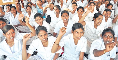 Health workers protesting (File photo| EPS)