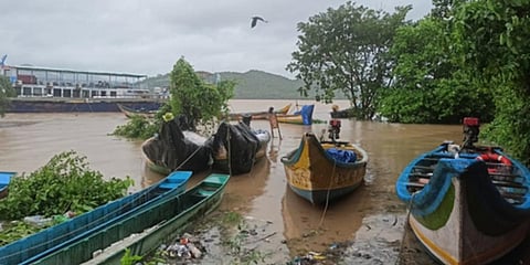 Rescue boats lie on the banks of Godavari river in Andhra Pradesh. (Photo| EPS)