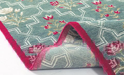 Obeetee Carpets has strived to combine traditional Indian elements with modern aesthetics and design elements.