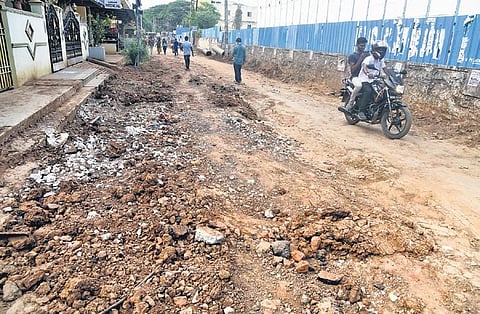 Damaged Shanthi Nagar Main Road in Ramapuram. (Photo| Martin Louis, EPS)