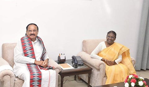 Vice President Venkaiah Naidu met Droupadi Murmu and congratulated her on being elected as the 15th President of India on Friday. (Photo | Twitter)