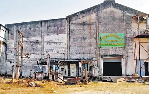 The closed Konark Spinning Mill at Kesinga