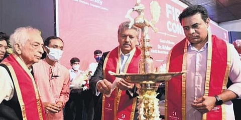 IT & Industries Minister KT Rama Rao along with MU Chancellor Anand Mahindra and others lights the lamp before the start of the convocation programme.
