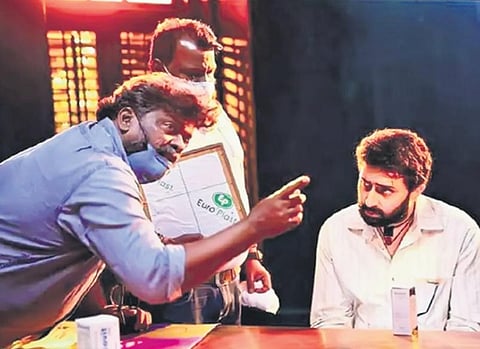 Oththa Seruppu Size 7