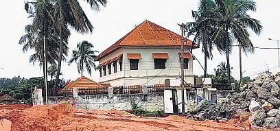 South Palace (Thekkekottaram) at Shankumukham | B P Deepu