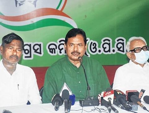 OPCC chief Sarat Pattanayak along with other leaders. (Photo | Express))