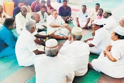 Representatives of the two communities having a discussion. (Photo| Express)