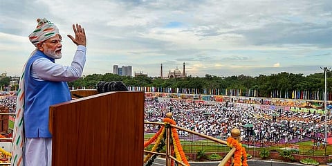 Prime Minister Narendra Modi addresses the nation from the ramparts of the Red Fort on the occasion of the 76th Independence Day, in New Delhi, Monday, Aug 15, 2022. (PTI)