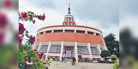 Over 10,000 people took part in the flag-hoisting ceremony at Shivapura on April 9, 1938, where a memorial - Shivapura Soudha - stands today (File Photo)
