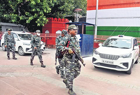 Security personnel ensure tight securtity at Red Fort on Monday. (Photo | Express)