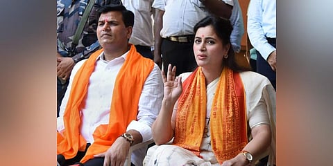 BJP MP Navneet Kaur Rana and husband MLA Ravi Rana address a press conference, in Mumbai. (File Photo | PTI)