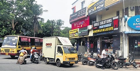 Pedestrians hit due to encroachments on Rajendra Prasad Road | Martin Louis