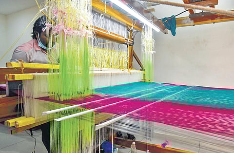 80,546 weavers to get Rs 193.31 crore aid under Nethanna Nestham