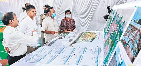 Chief Secretary Suresh Mahapatra, 5T Secy VK Pandian on VSSUT campus | Express