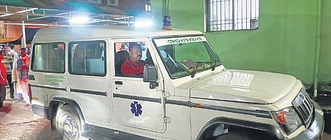 The Mahaprayan vehicle that carried the newborn’s body back to village. (Photo | Express)