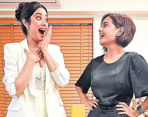 Magician Suhani Shah with Janhvi Kapoor