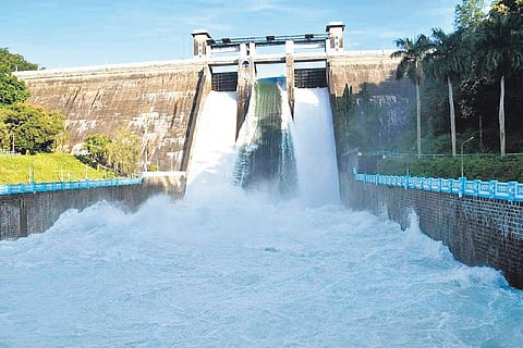 Parambikulam dam shutter breaks, 20K cusecs gush out