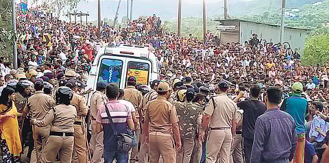 Mortal remains of Ankita Bhandari being taken for cremation at Srinagar in Pauri Garhwal district on Sunday | pti