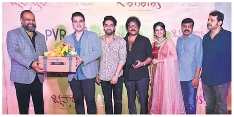 Tilakraj Ballal, Arbaaz Khan, Zaid Khan, Ravichandran, Sonal Monteiro, Achyuth Kumar and director Jayathirtha Jayanna.