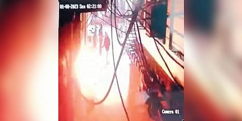 Attempted arson in northeast Delhi, no casualty reported, cops begin probe