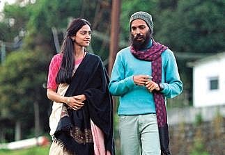 A still from the film Swathi Mutthina Male Haniye