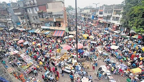 Panic grips Sadar Bazar traders in Delhi as more shops receive sealing notice