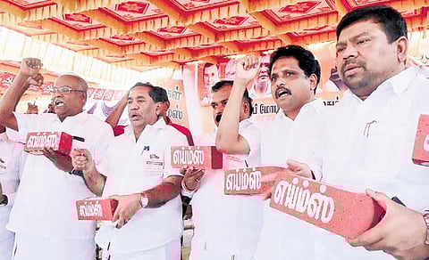 CPM and allies staging a protest against the Centre in Madurai on Tuesday| kk sundar