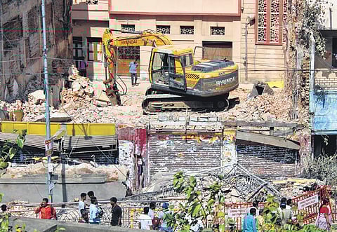 The footpath on Anna Salai near Thousand Lights metro station where a compound wall collapse killed a woman software engineer in Chennai on Friday | R Satish Babu