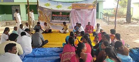 Villagers wait for officials to turn up at the grama sabha at Agaram Seegur Panchayat in Perambalur on January 26 |Express