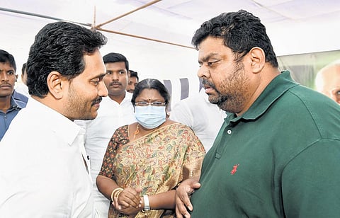 CM Jagan consoles the family members of Adari Tulasi Rao on Thursday | Express
