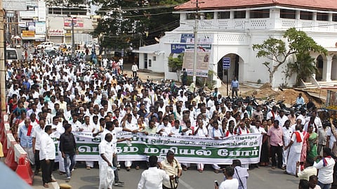 Protesters taking out the procession in Thanjavur on Wednesday demanding Karnataka Government to release Cauvery water due to Tamil Nadu | Express