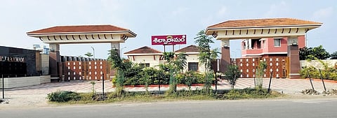 Shilparamam to be thrown open for public after 6 years