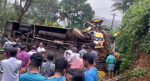 The bus, carrying 40 passengers and three crew members, was from Kolar in Karnataka and on its way to Sabarimala for darshan. (Photo | Express)