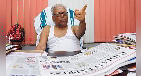 V S Achuthanandan during a 2014 interview to TNIE at Cantonment House in Thiruvananthapuram when he was the leader of opposition. (File photo | B P Deepu)