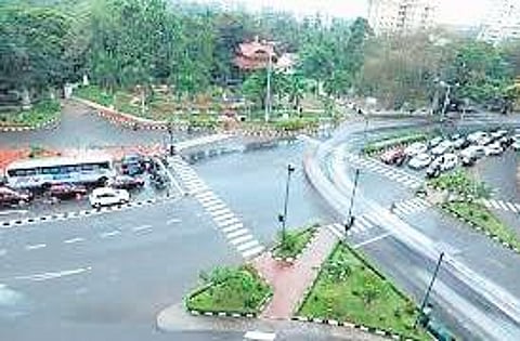 While a significant portion of the roads had been tendered successfully, the only pending stretch was the Althara to Attakulangara segment, spanning Vazhuthacaud and Thycaud.