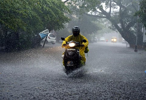 IMD has forecast a week of cloudy weather with heavy rains and a slight dip in temperatures in Telangana.