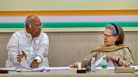 AICC President Mallikarjun Kharge with party leader Sonia Gandhi during the Congress Election Committee at the AICC Headquarters in New Delhi. (Photo | PTI)